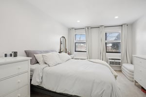 23 Lawrence Dr A-S0702-019.jpg