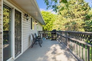 23 Leeson St N, Grand Valley, ON L0N 1G0, Canada Photo 1