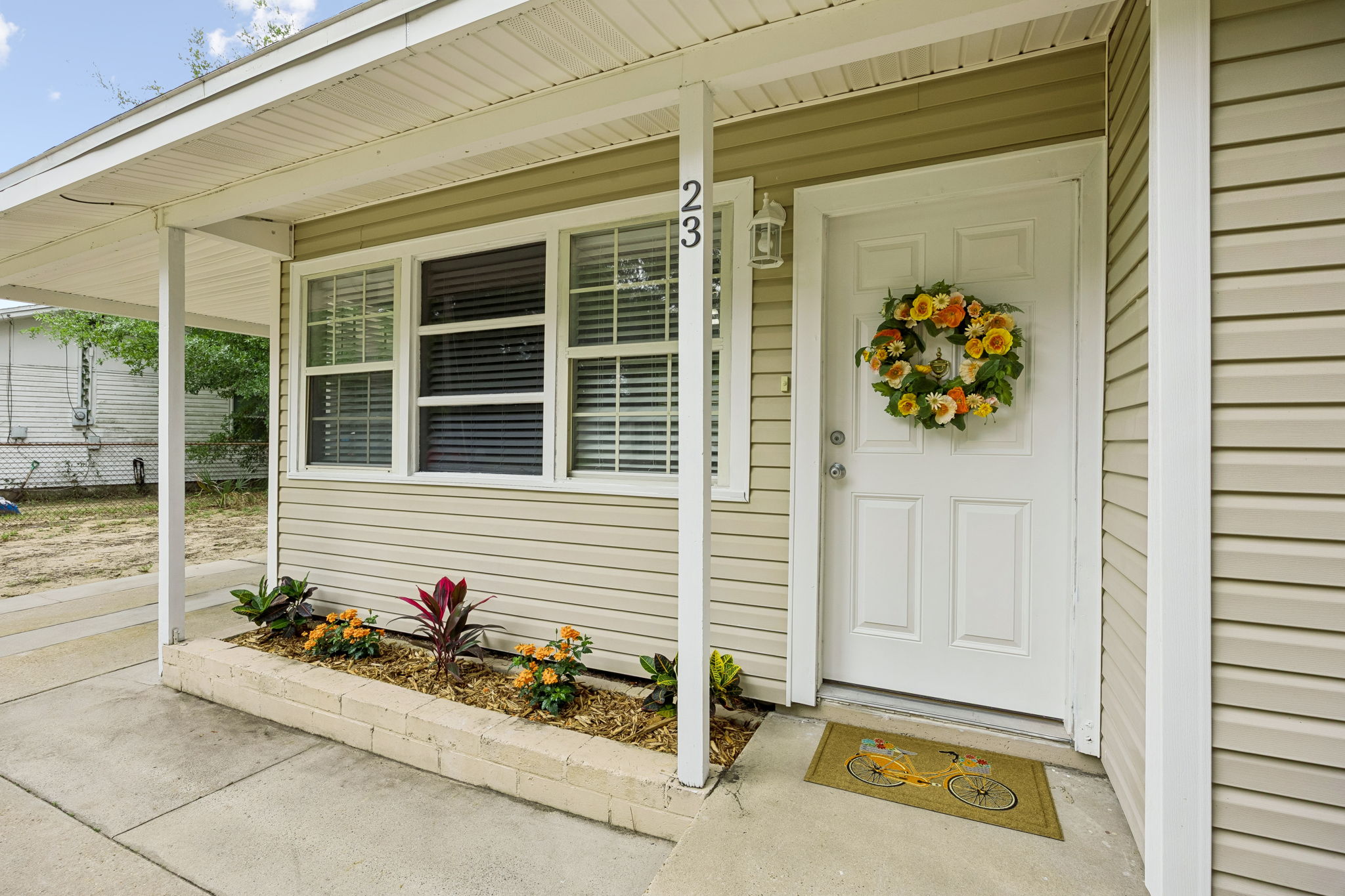 Front Entry Detail