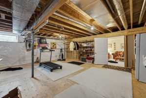  Photo 44