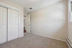 Personette Ave-021.jpg