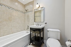 Personette Ave-022.jpg