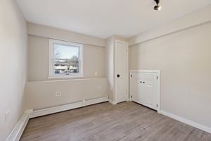 Personette Ave-025.jpg