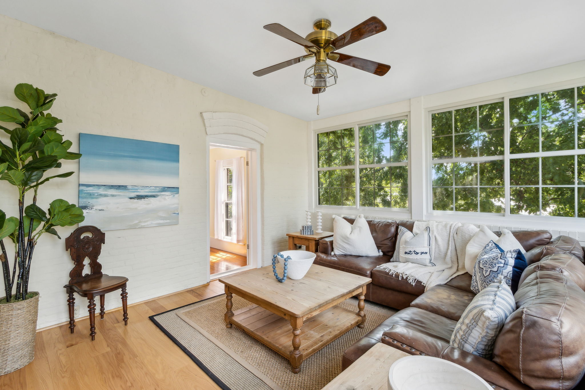 Also on the second floor is a spacious, sun-drenched living area ....