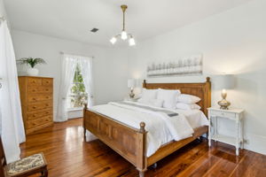 On the 2nd level you'll find THREE additional ensuite bedrooms...