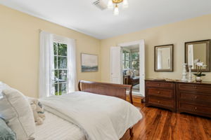 ...all 2nd floor bedrooms have closets ...