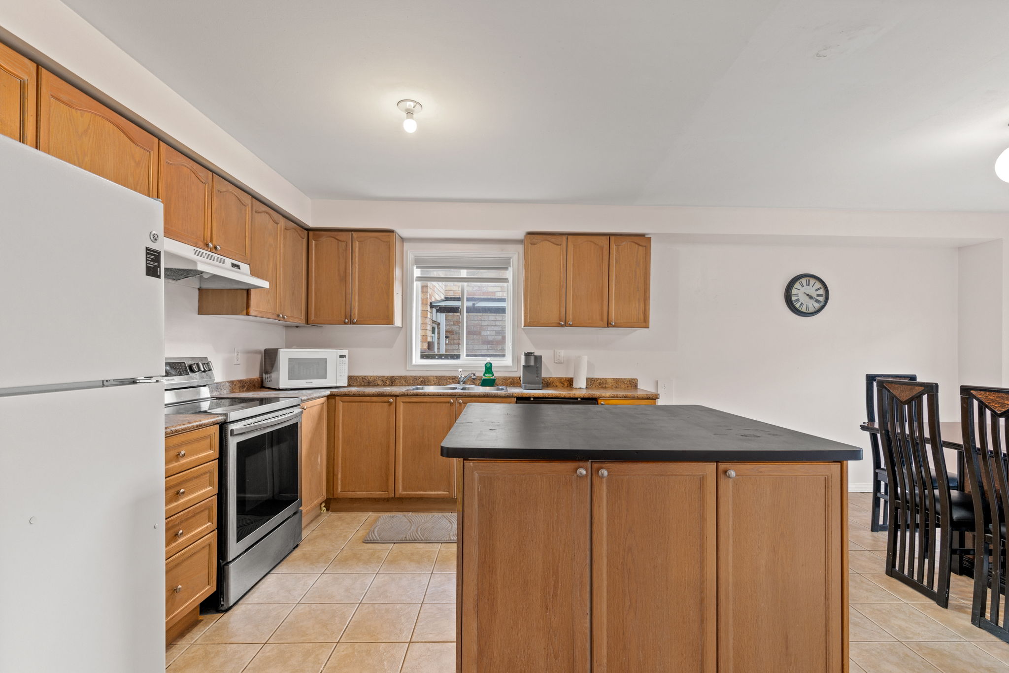 Brampton property showcase — delivered property photograph 6