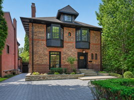 23 South Dr, Toronto ON