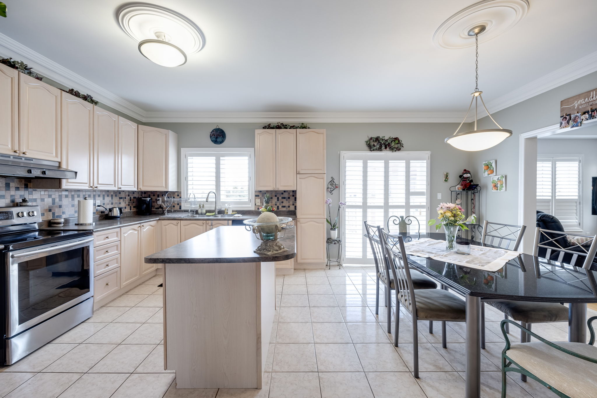 Vaughan property showcase — delivered property photograph 21