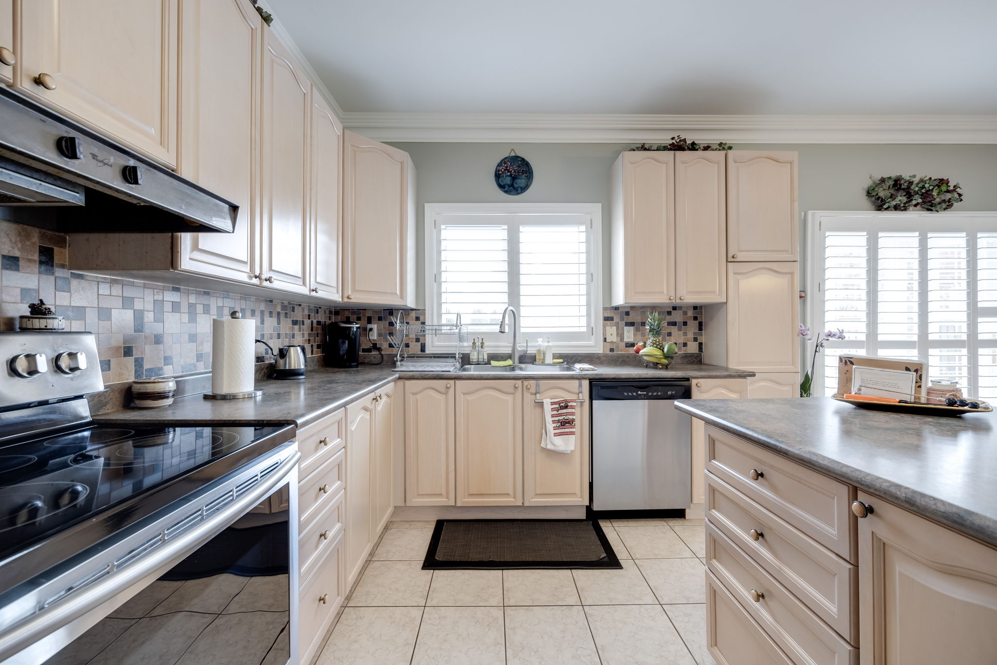 Vaughan property showcase — delivered property photograph 24