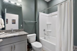  Photo 31