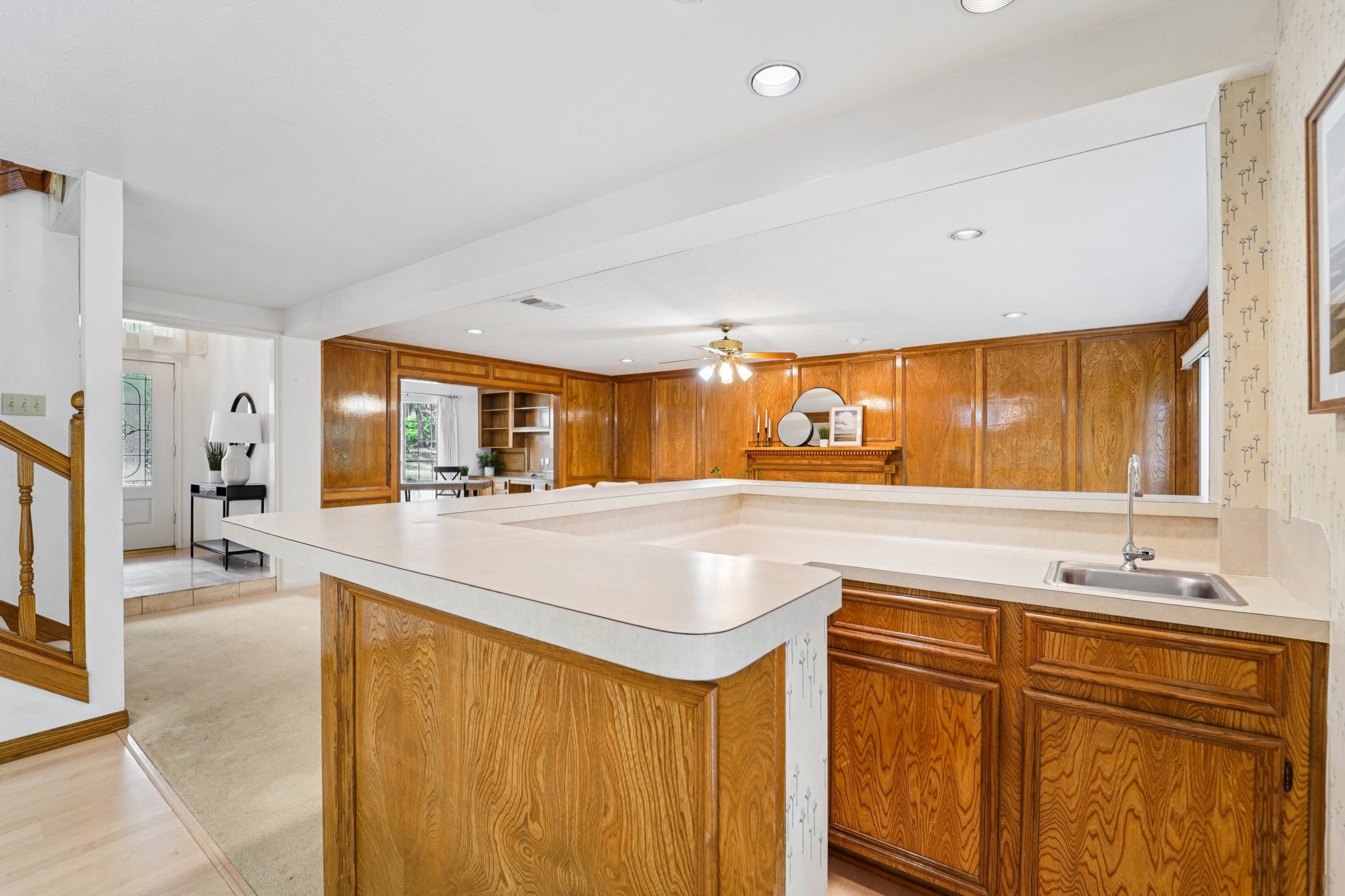 Twin Springs Pl-S2410-015.jpg