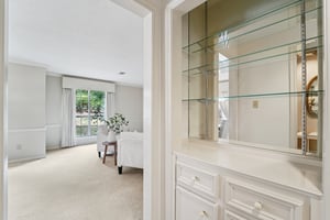 Twin Springs Pl-S2410-019.jpg