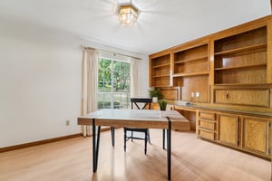 Twin Springs Pl-S2410-021.jpg