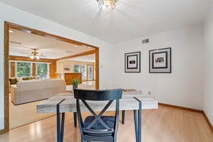 Twin Springs Pl-S2410-022.jpg