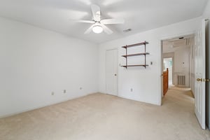 Twin Springs Pl-S2410-025.jpg