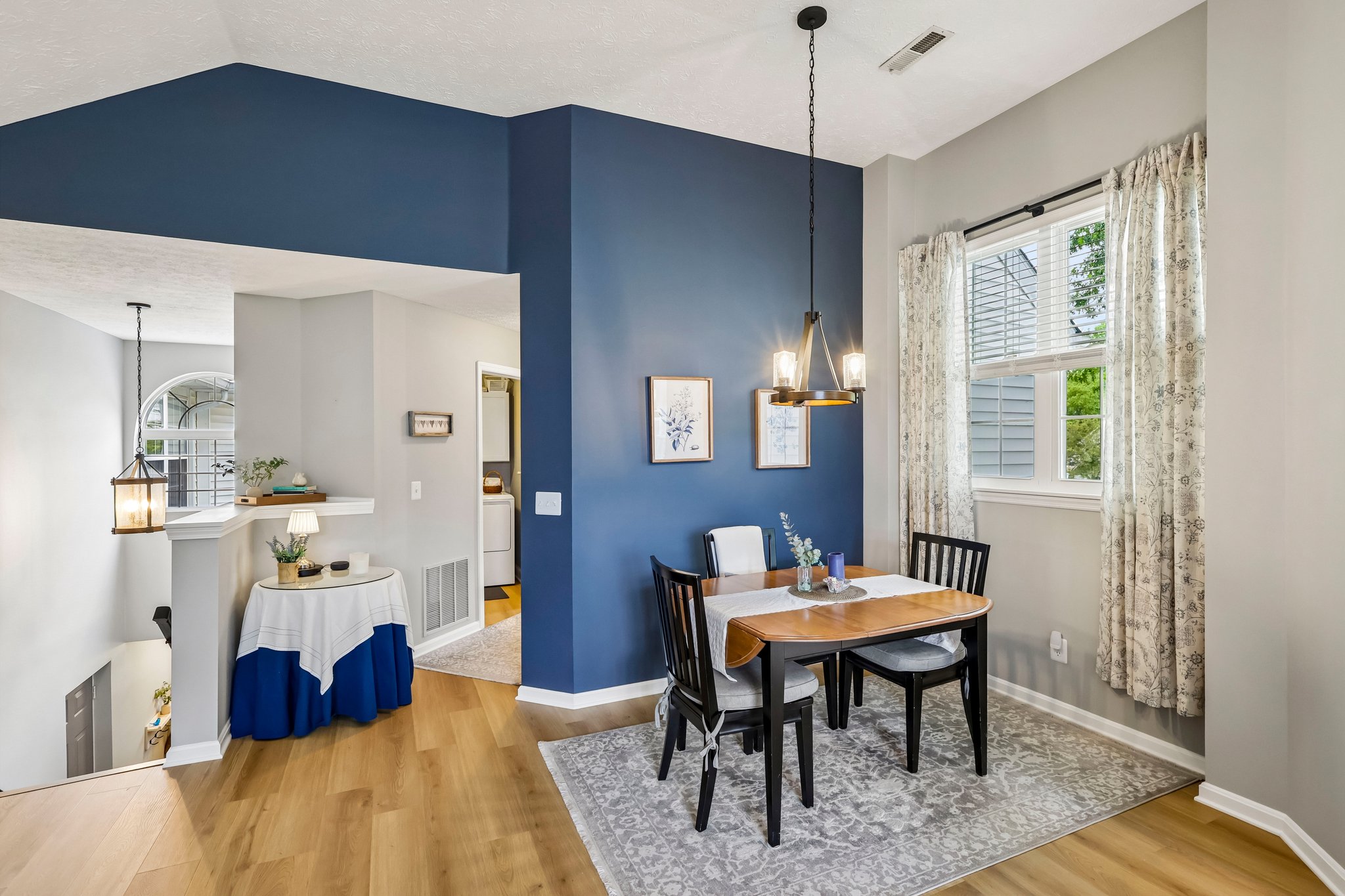 Vista Cir-S0608-014.jpg