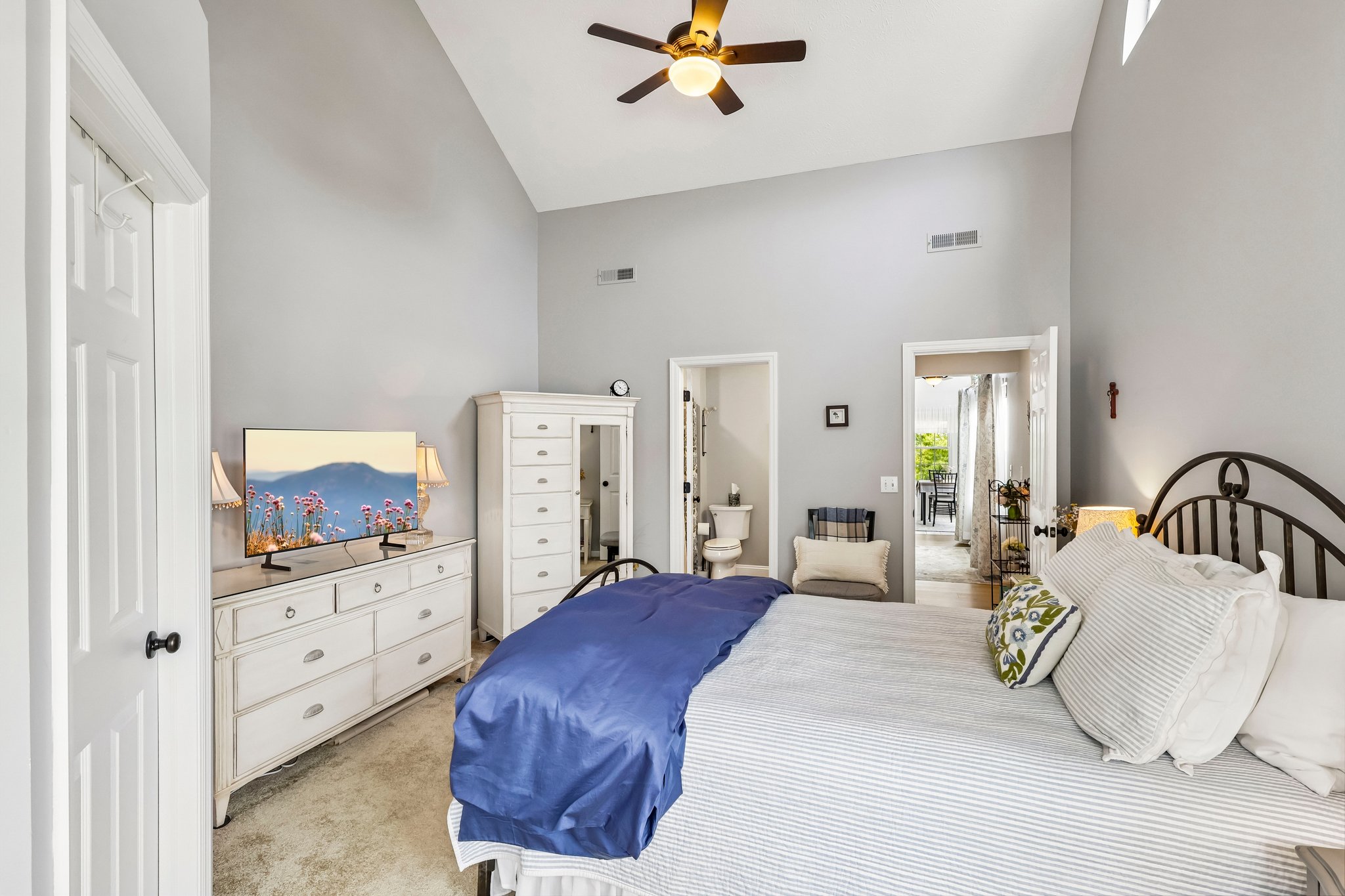 Vista Cir-S0608-027.jpg