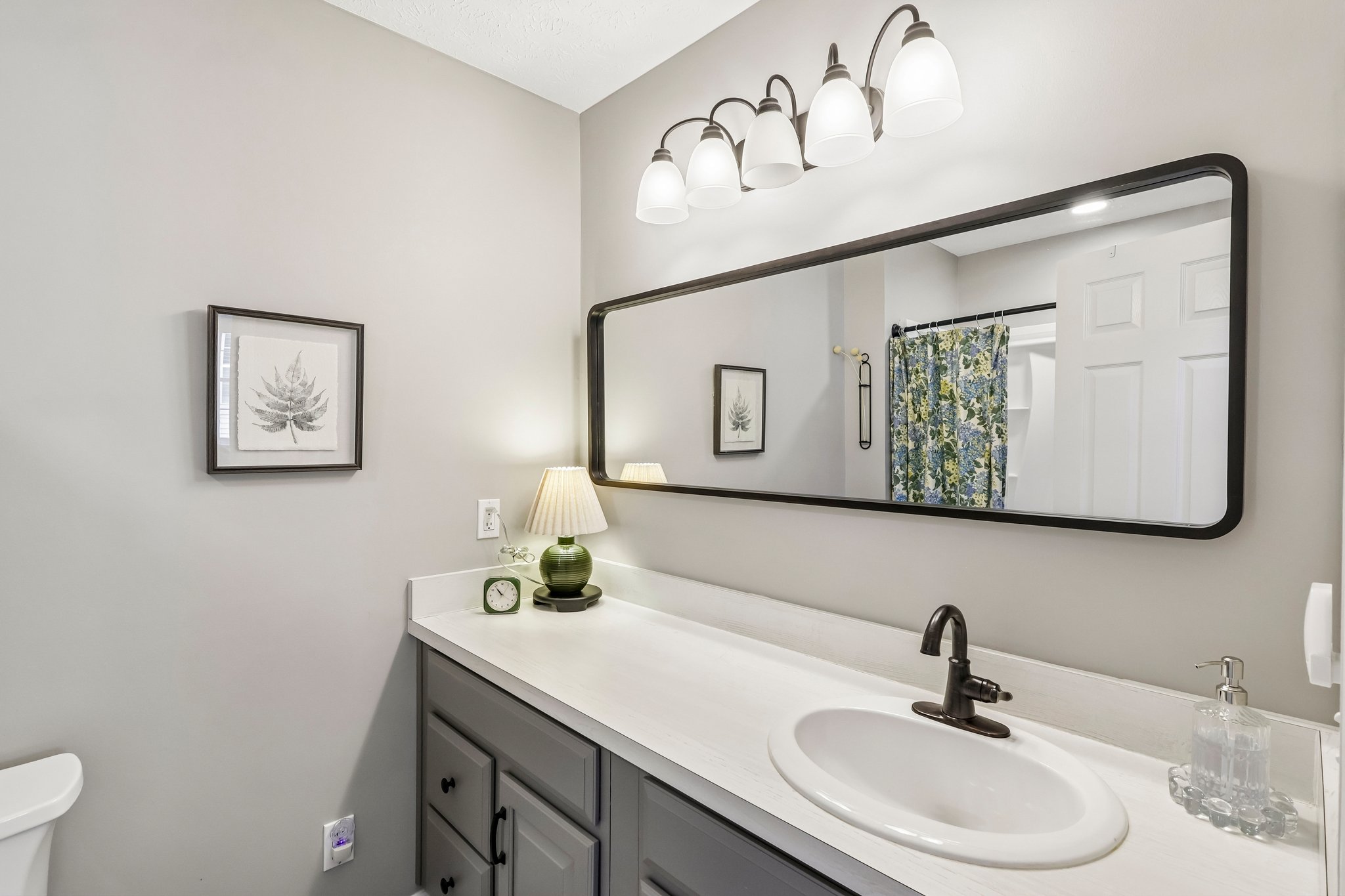 Vista Cir-S0608-028.jpg