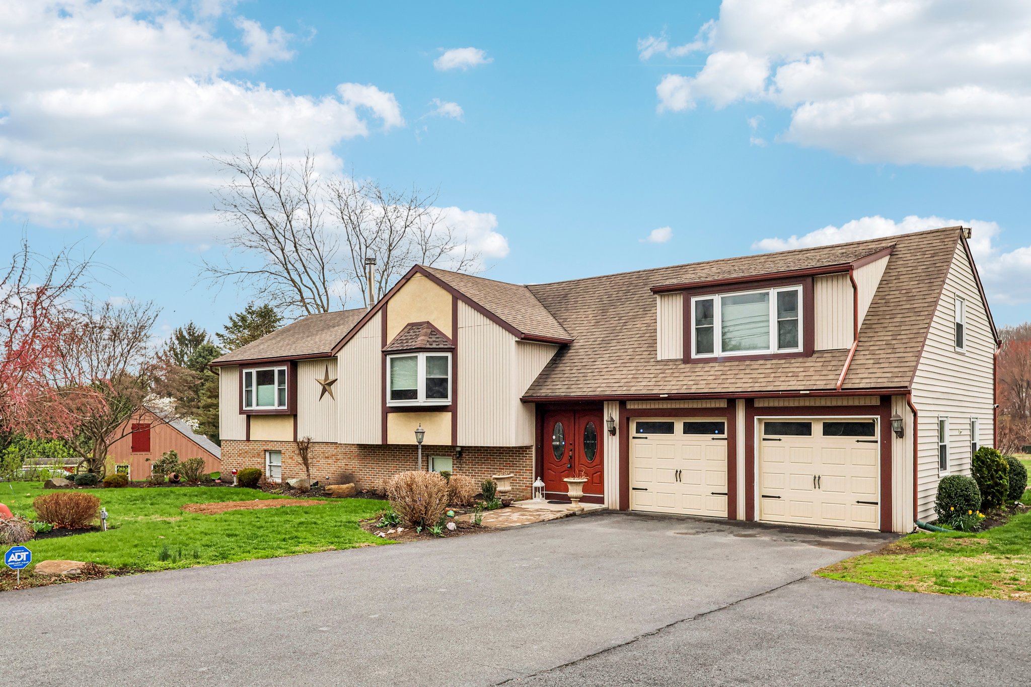 W Conestoga Rd-S0304-003.jpg