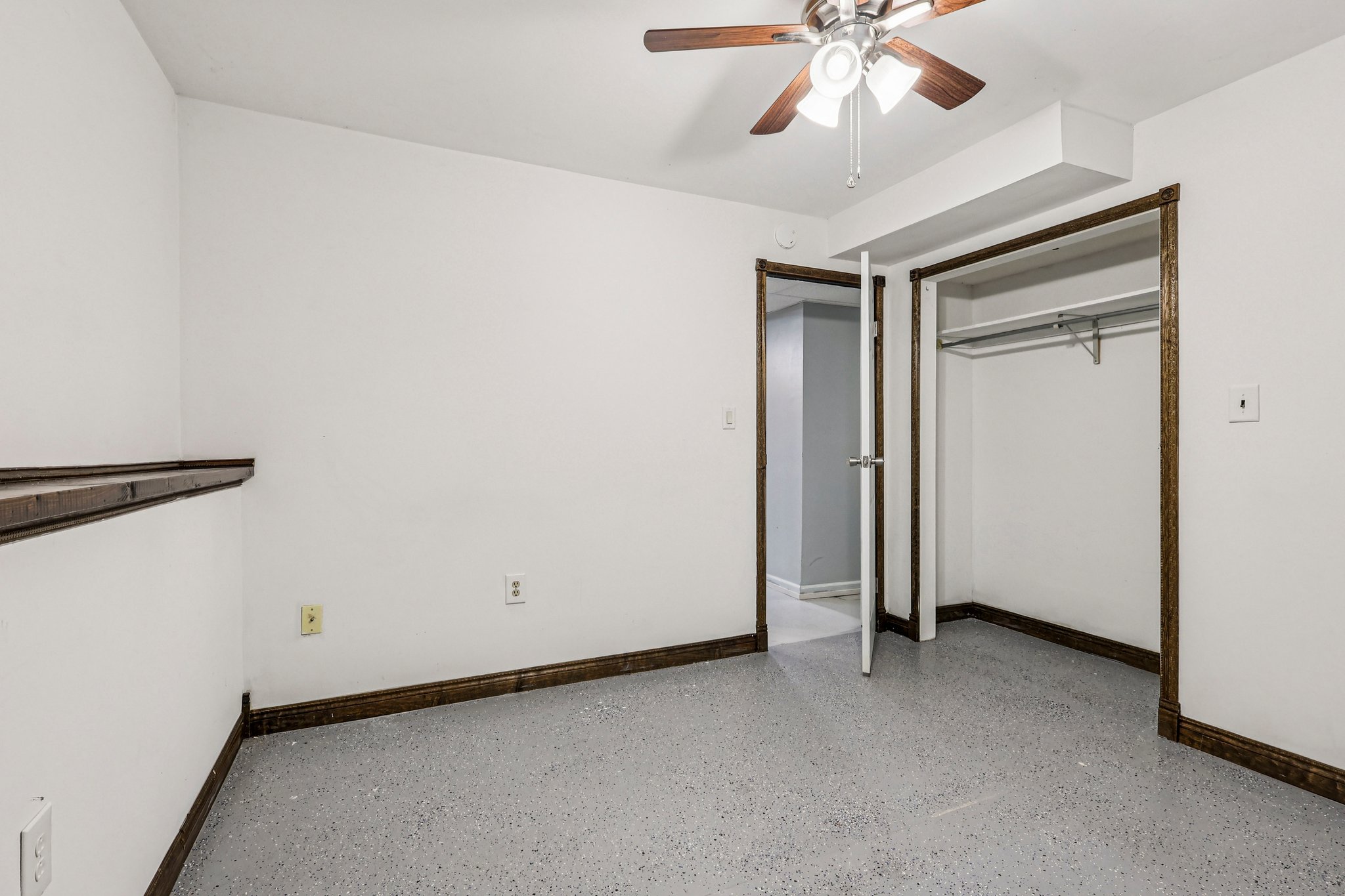 W Conestoga Rd-S0304-038.jpg