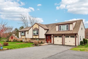 W Conestoga Rd-S0304-003.jpg