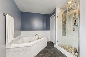 W Conestoga Rd-S0304-032.jpg