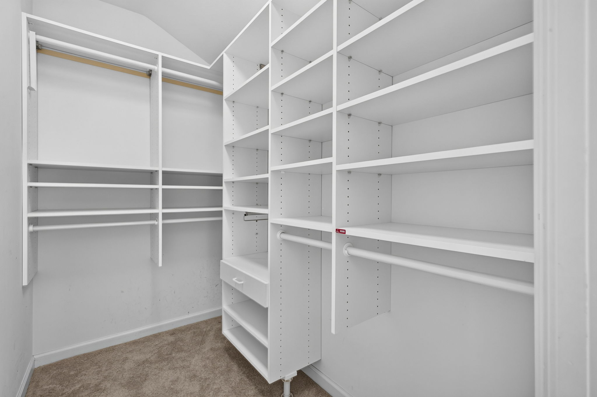 Closet - Guest Bedroom 3