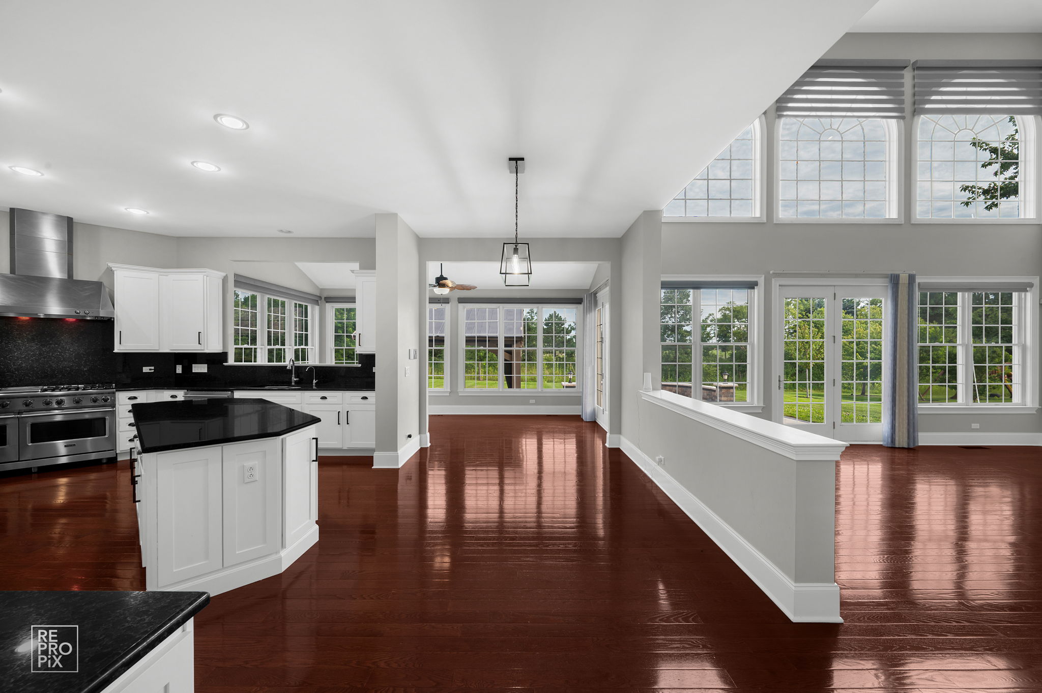 23 Wood Oaks Dr, South Barrington, IL 60010_021