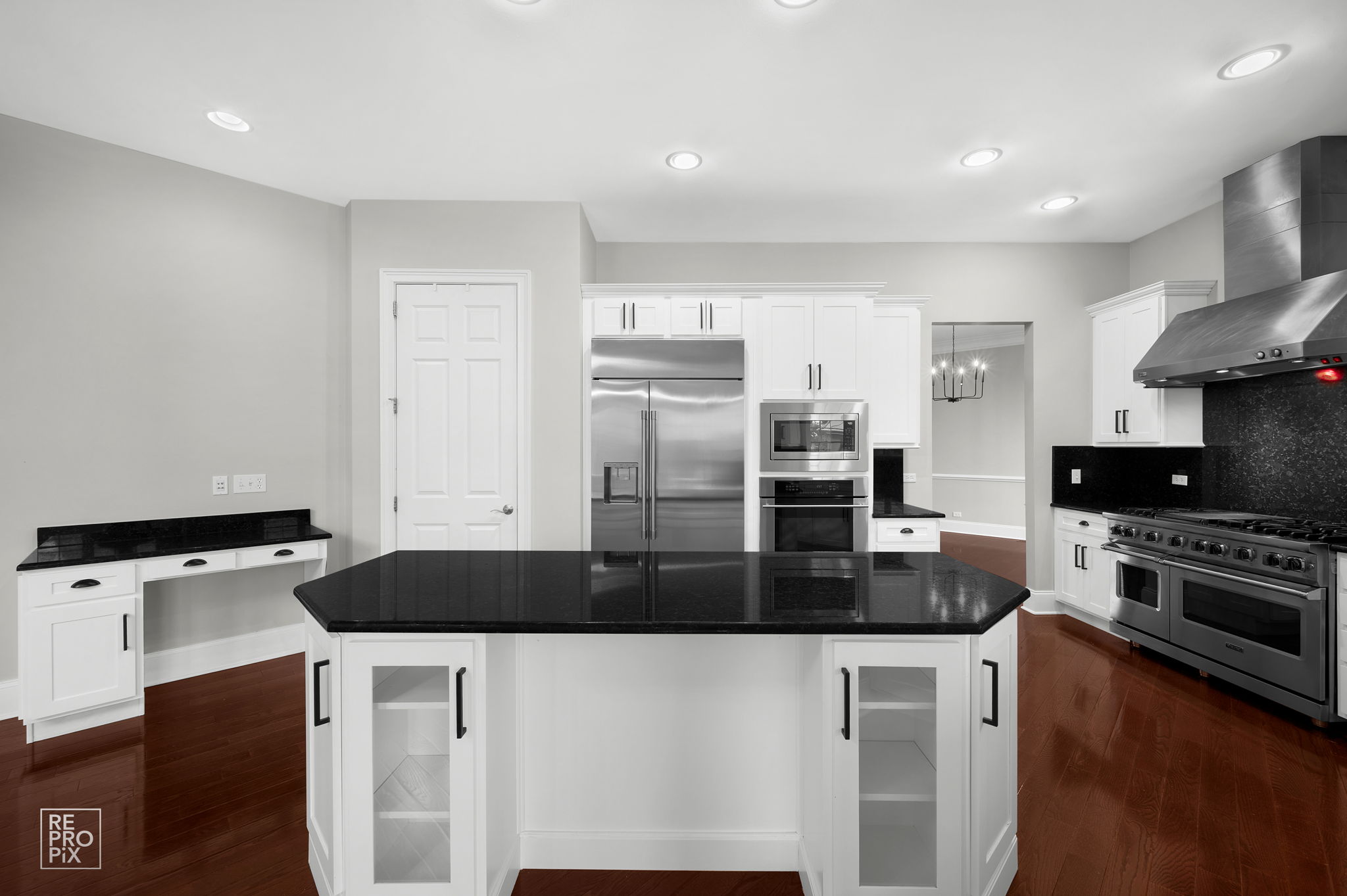23 Wood Oaks Dr, South Barrington, IL 60010_026