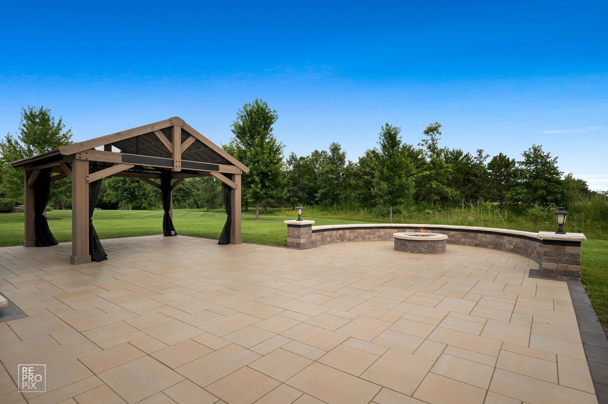 23 Wood Oaks Dr, South Barrington, IL 60010_066