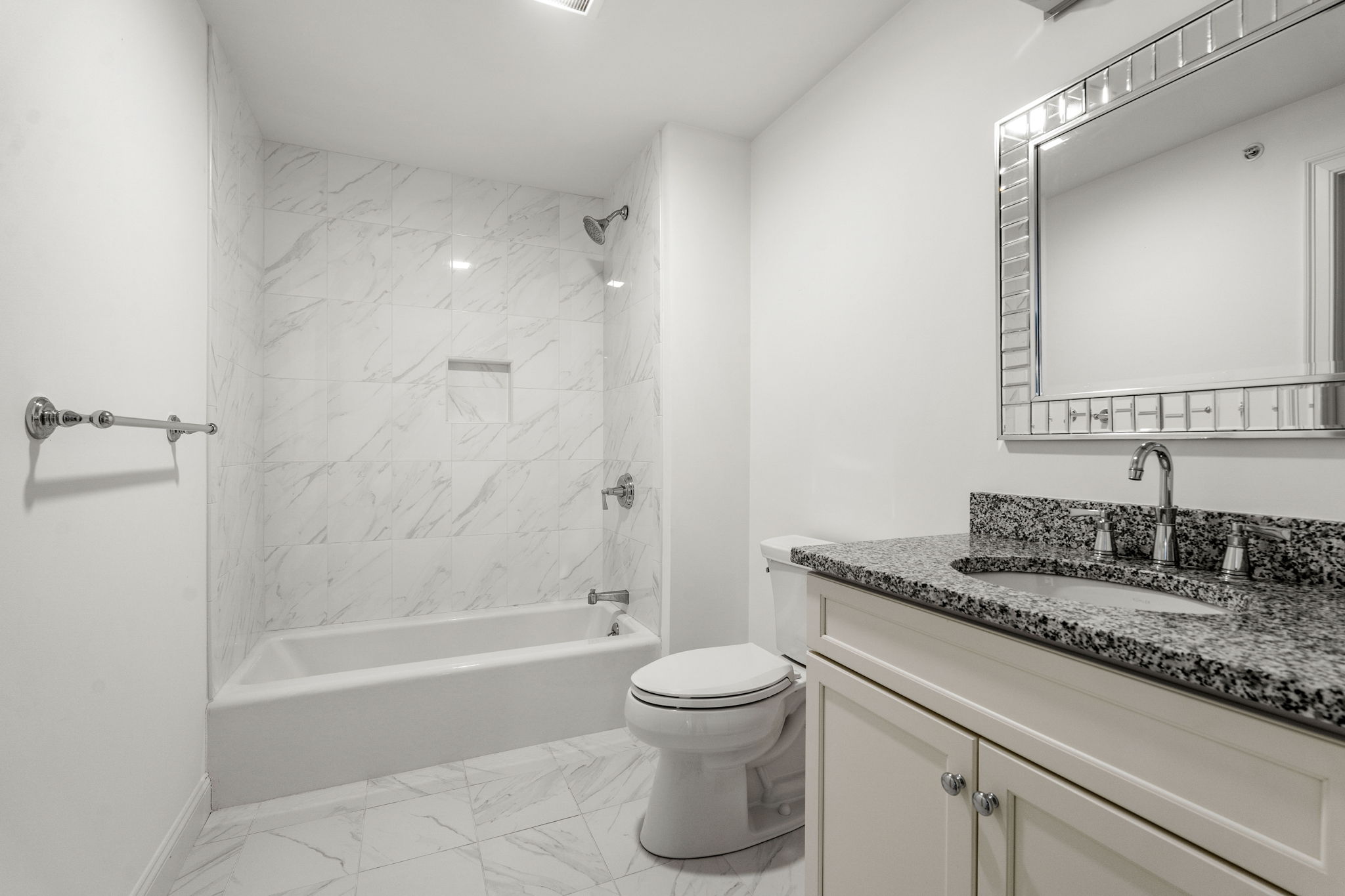 23 Woodmere Dr, Milton, MA 02186, USA Photo 47