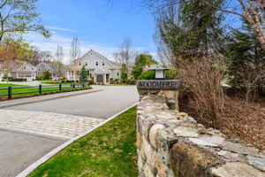 23 Woodmere Dr, Milton, MA 02186, USA Photo 49