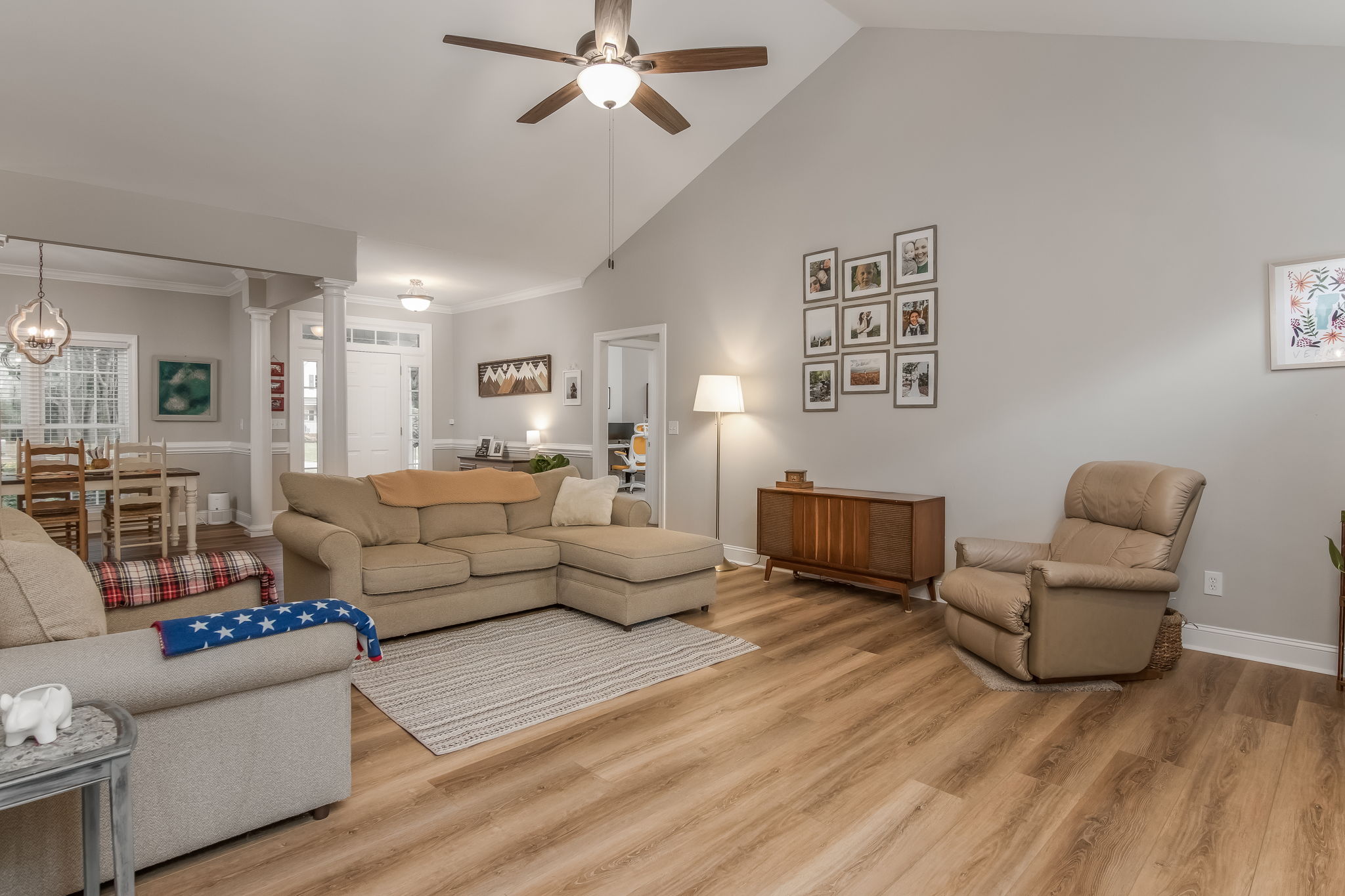 230 Autumn Gate Dr-11