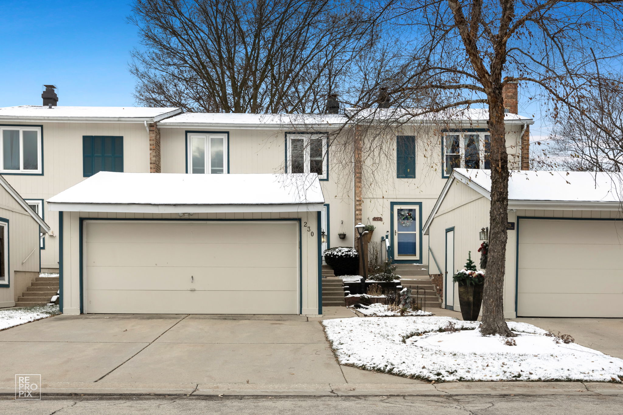 230 Clearbrook Ln, Bloomingdale, IL 60108 Repropix Corp.