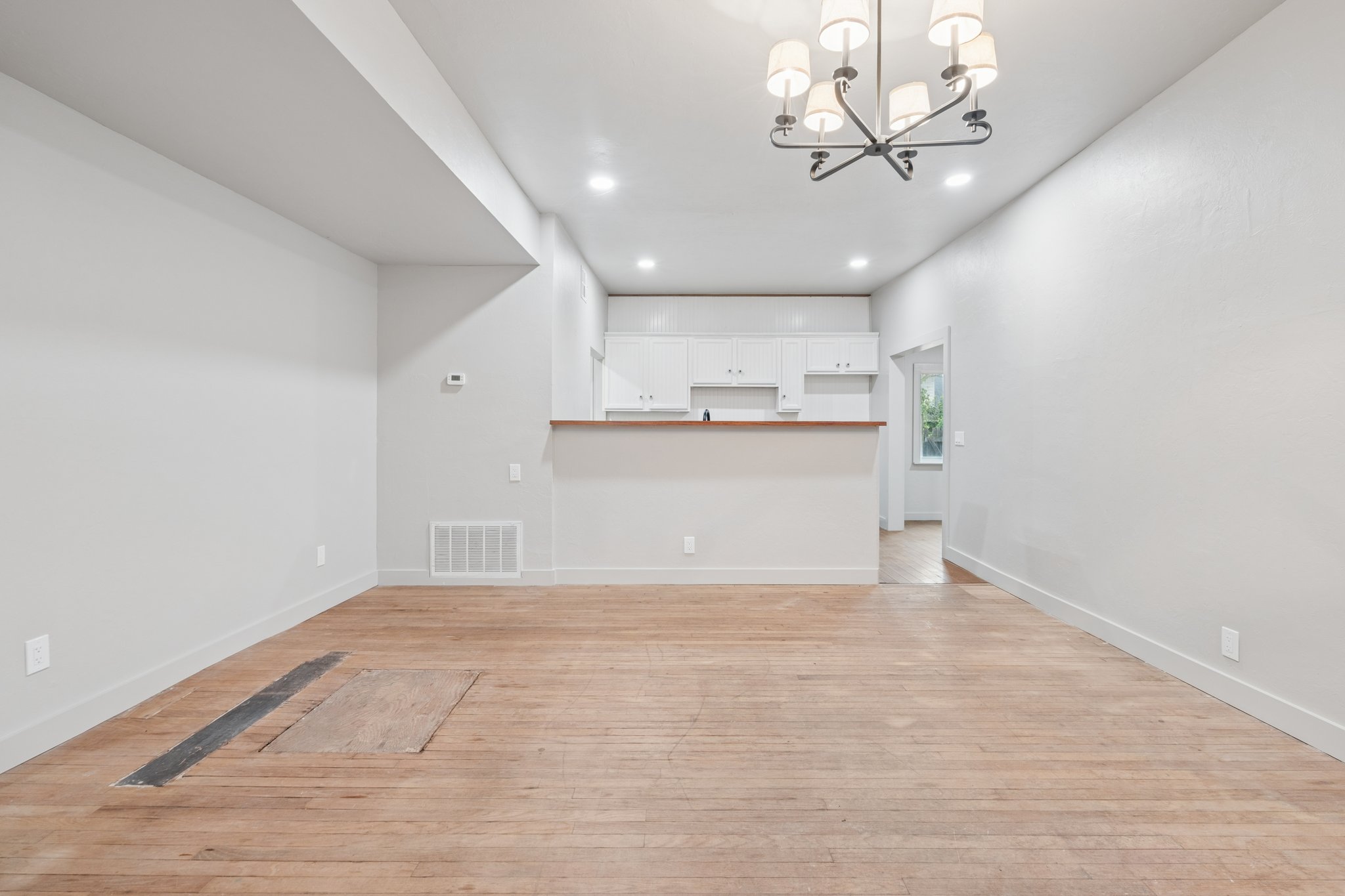 230 E Lincoln Ave_013.jpg