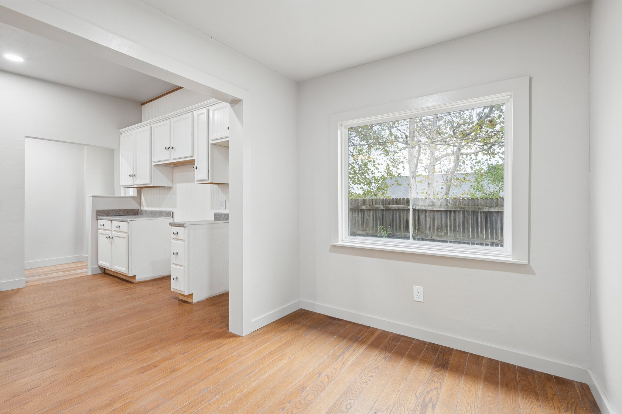 230 E Lincoln Ave_025.jpg