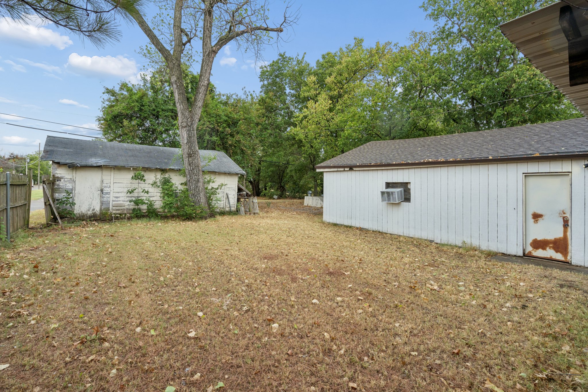 230 E Lincoln Ave_047.jpg