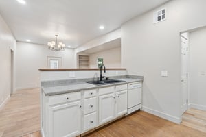 230 E Lincoln Ave_020.jpg