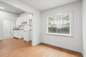 230 E Lincoln Ave_025.jpg