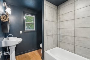 230 E Lincoln Ave_035.jpg