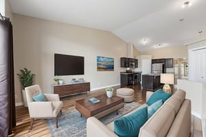 05 virtually staged.jpeg