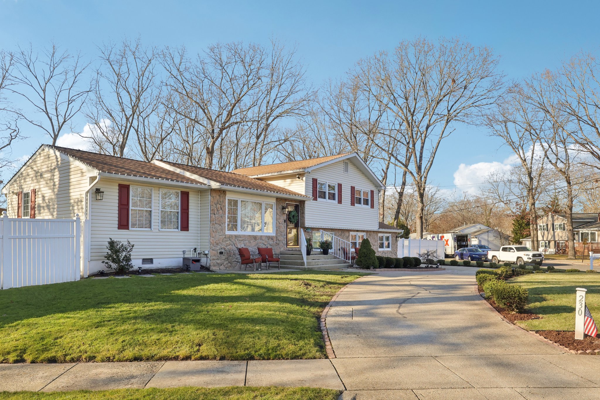 Father Keis Dr-S2312-002.jpg