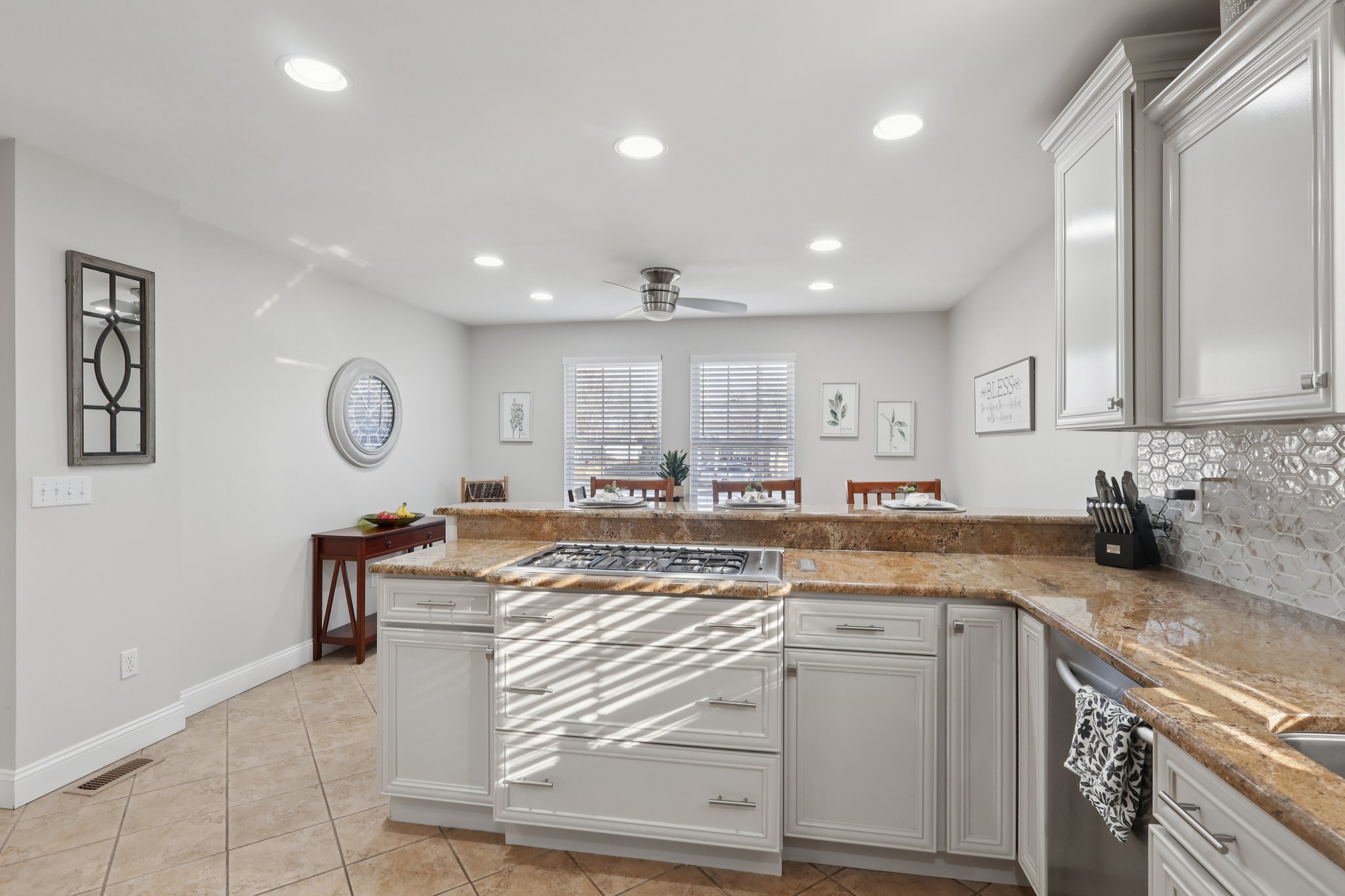 Father Keis Dr-S2312-021.jpg