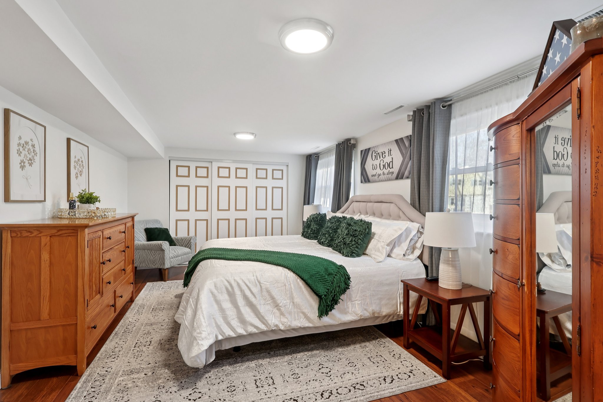 Father Keis Dr-S2312-026.jpg