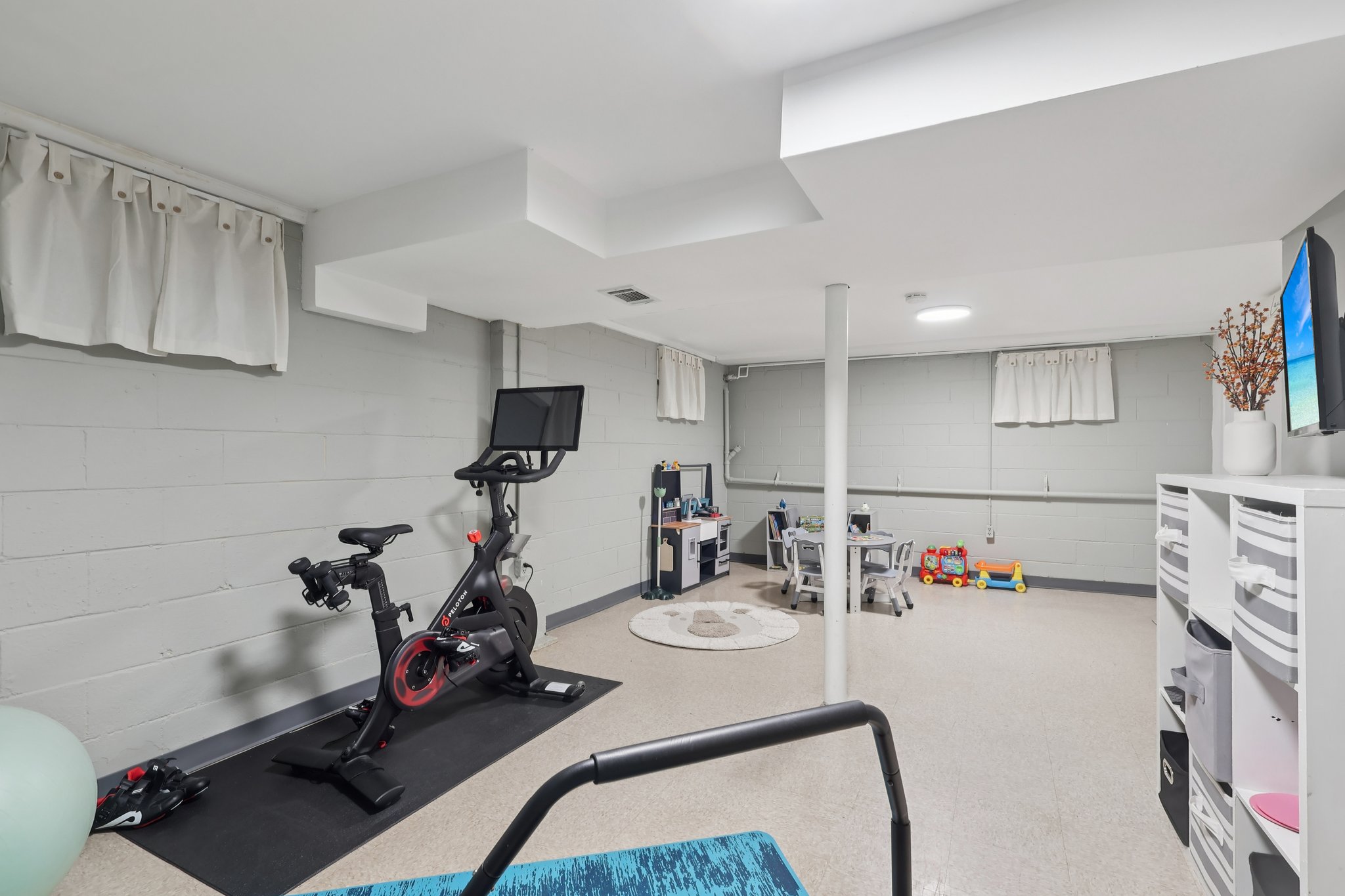 Father Keis Dr-S2312-042.jpg