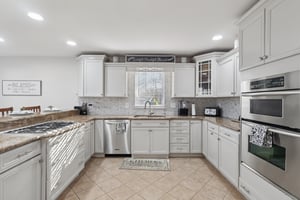 Father Keis Dr-S2312-022.jpg