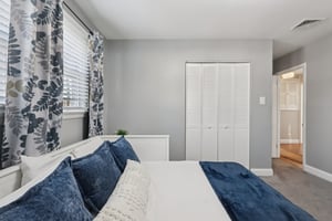 Father Keis Dr-S2312-035.jpg