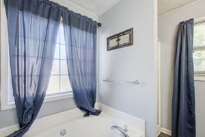22 Ground Level Main BR En Suite A