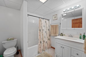  Photo 47